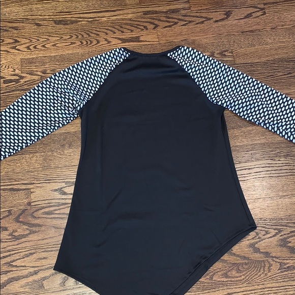 🔳Asymmetrical Top🔳 - Picture 5 of 6